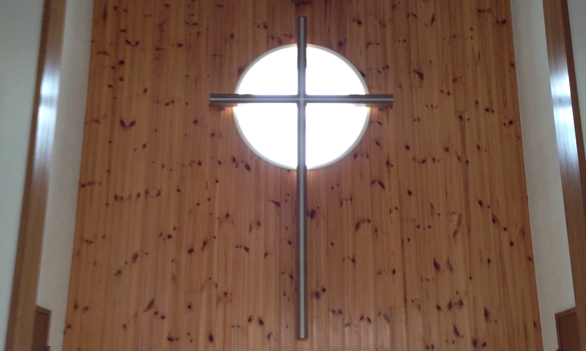 新札幌聖書教会礼拝堂十字架